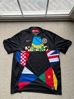 Nike Fc Black Multicolor Patchwork Flag Soccer Jersey. Size Large.